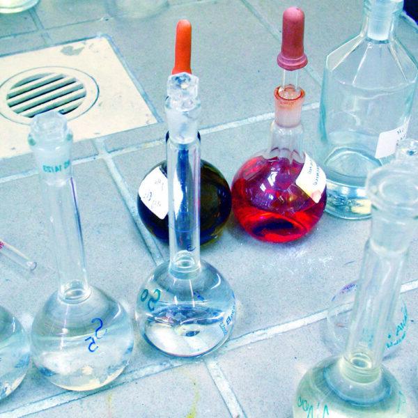 文科和理科:化学选项- CHM.AS