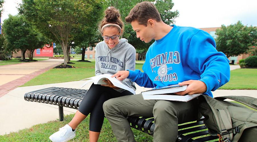 students sitting on bench at the blackwood campus